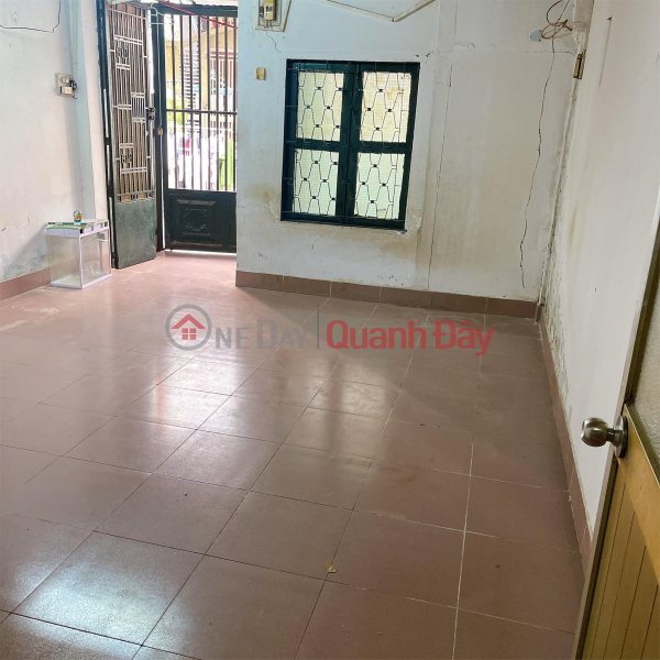 Owner Needs to Sell House Quickly in Front of Vuon Dieu Alley, District 7, HCMC Sales Listings