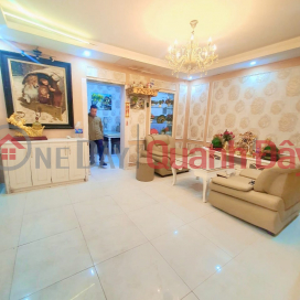 FOR SALE Ton Duc Thang Townhouse, Hang Bot Ward, Dong Da District, Area: 40M2, PRICE: 3.7 BILLION, 3 FLOORS, 4 BEDROOM. _0