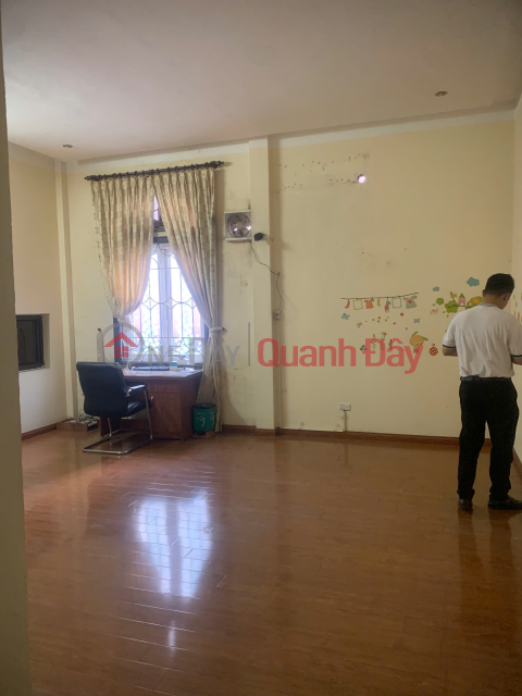 Cho thuê nhà Mặt Phố Hoàng Mai vừa KD kết hợp ở lại 5 tầng x 80m2 _0