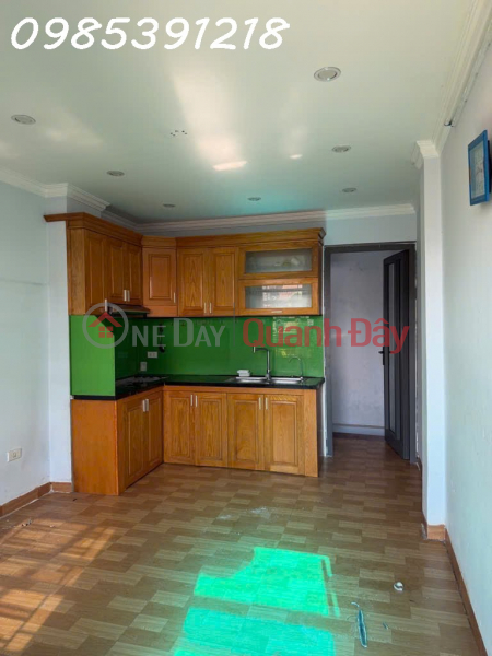 đ 8,35 tỷ GIÁP BÁT NHÌN RA HỒ, 34m2,6T, chỉ 8.35TỶ (CTL) 10m ra Oto đậu- KHU VỰC HIẾM