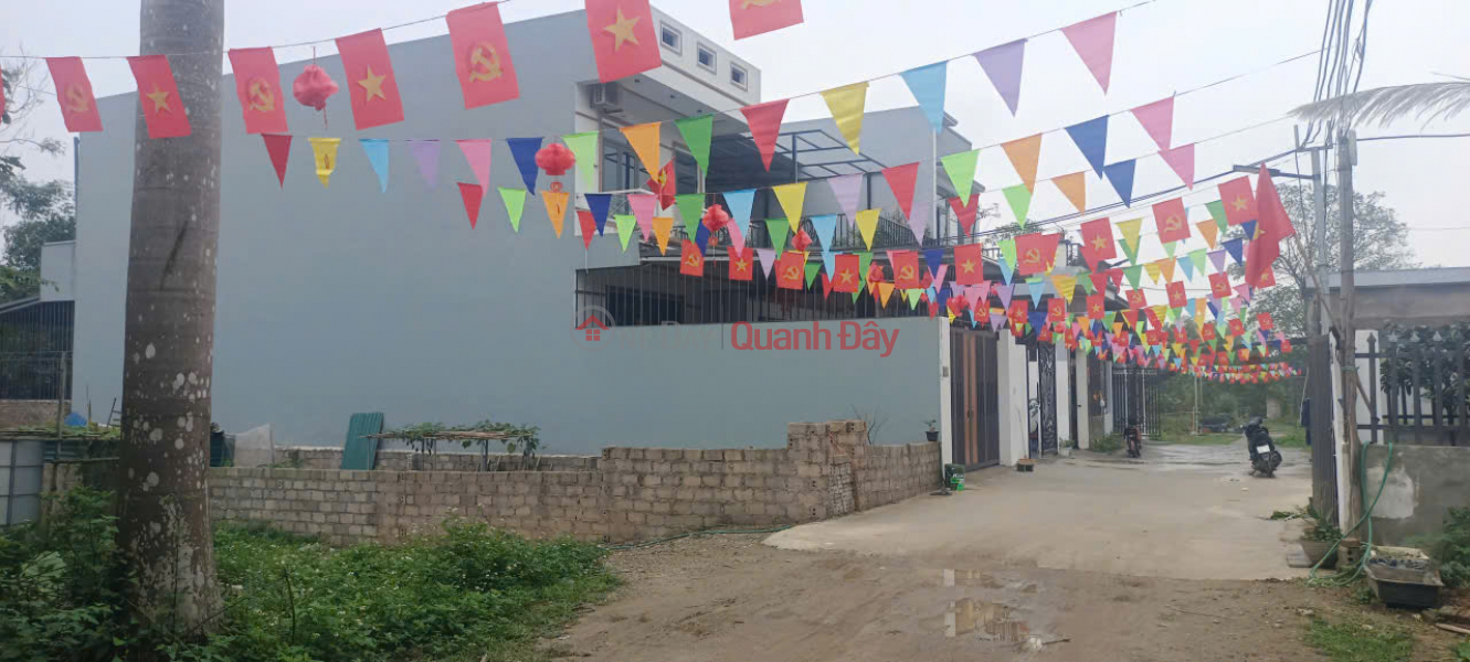 I am the owner and I need to sell two plots of land in Xuan Long, Xuan Mai, Hanoi - Beautiful location - Close to schools and markets. Sales Listings