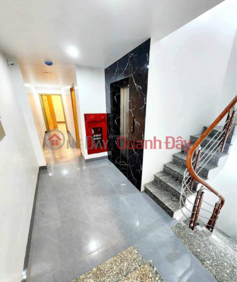 House for sale in Yen Hoa, Cau Giay town. 64m2 elevator entry. 13pkk brand new. Huge fairy line. Rare. _0