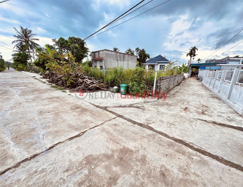 Please Select | Residential, Sales Listings | đ 790 Million
