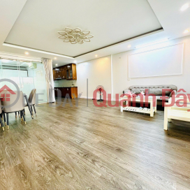 1st floor, Hoang Ngoc Phach Center, usable area ~80m2, nice interior, a few steps to the street, over 5 billion _0