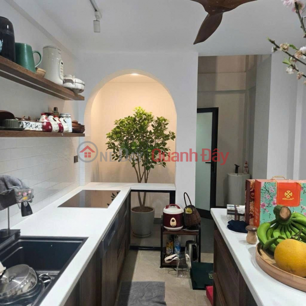 thụy khuê 30m x7 tầng thang máy 12 tỷ view hồ,cách phố 20m,ngõ thông ra hồ | Việt Nam, Bán, đ 12 tỷ