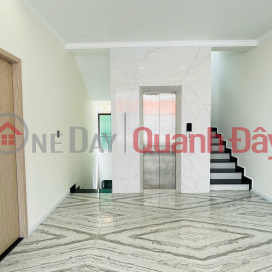 House for rent on Hung Vuong Street, Ward 9, Da Lat, price 60 million VND\/month. _0
