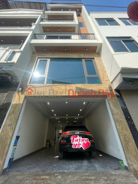 SUPERB PROPERTY IN MILITARY LAND AREA, CAR PARKING AT THE DOOR, Ngoc Thuy, 57m2 X 6 Floors X 15.9 Billion VND. Long Bien - Hanoi. Sales Listings