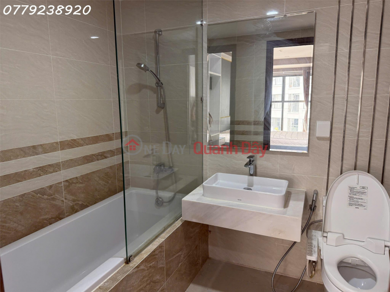 đ 25 Million/ month | Apartment for rent at Saigon Royal Residence, 82m2, balcony with open view, 25 million VND\\/month (negotiable).