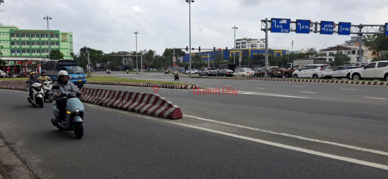 NHÀ 3 TẦNG ĐẸP 4 NGỦ– ĐẤT HƠN 100M² – ĐƯỜNG 30M LỀ 6M GIÁ CHƯA TỚI 10 TỶ Niêm yết bán