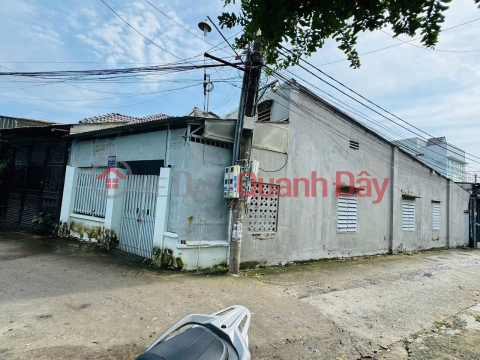 Bán nhà góc 2 MT, SR, TC, gần ngã tư Tân Phong, sau PCCC chỉ 2tỷ880 _0