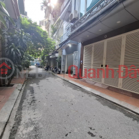 PHÂN LÔ Ô TÔ TRÁNH VÀO NHÀ - HAI THOÁNG TRƯỚC SAU - SỔ HOA HẬU. _0