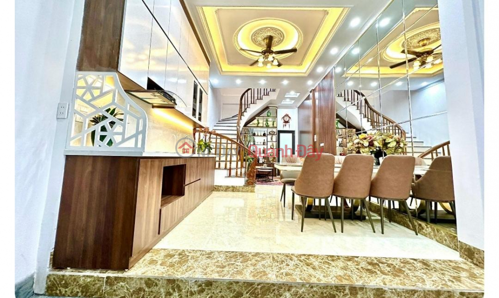 Nhà Trương Định - dt 50m2, 5 tầng, ở luôn, mới, ngõ ô tô, giá chỉ 4,65 tỷ Niêm yết bán