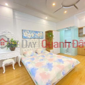 Beautiful house on Nguyen Khang 52m 5T, Pine alley, 30m to the street, 9.7 billion _0