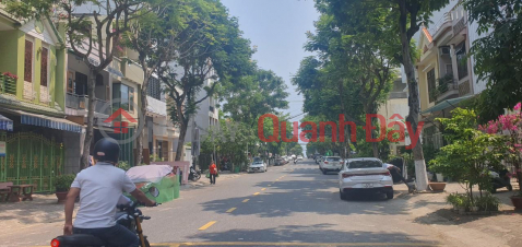 Selling a 2-storey house on Duong Khue street, Da Nang. Beautiful location - 10.5m main road connecting the River to the Sea _0