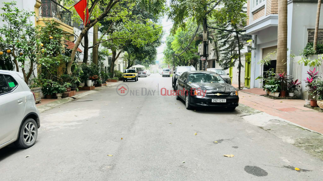 Property Search Vietnam | OneDay | Nhà ở Niêm yết bán, Siêu phẩm lõi Bồ Đề, mặt tiền 10.5m, 2 mặt ôtô tránh, vỉa hè, ôtô dừng đỗ ngày đêm