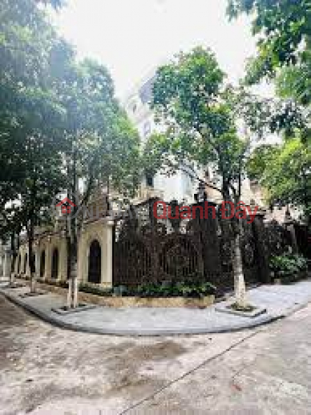 Owner sells villa, adjacent to lane 40 Xuan La, Tay Ho district, area 328m2, corner lot, price 59.6 billion Sales Listings