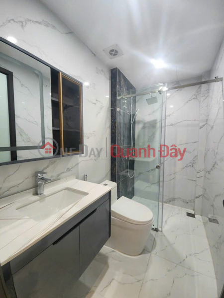 House for sale in YEN HOA CAU GIAY, 6 floors elevator, 43m2, negotiable price Vietnam, Sales | ₫ 7.78 Billion