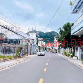 LAND FOR SALE WITH A HOUSE FRONT OF PHU DUC STREET - VINH HOA WARD - NHA TRANG CITY. _0