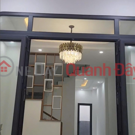 BEAUTIFUL HOUSE - INVESTMENT PRICE Need to sell quickly a house in a beautiful location in Tan Phu district, HCMC _0