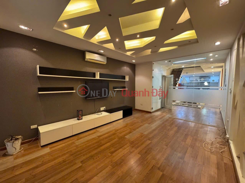 Property Search Vietnam | OneDay | Nhà ở, Niêm yết bán | VỊ TRÍ HIẾM-Mặt ngõ Ô tô Phố Linh Lang 79m/5Tầng/ MT 4.4m 31.8 Tỷ, Cách Phố 10m