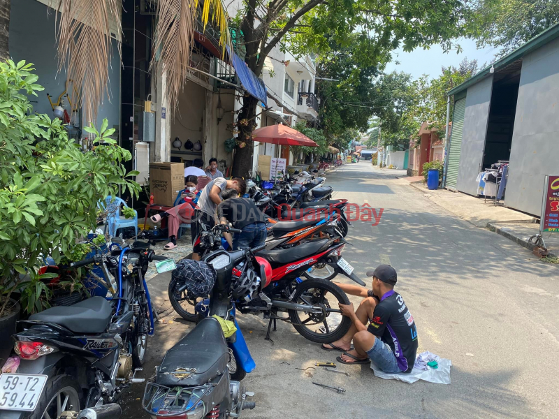 OWNER SELLS HOUSE ON THANH LOC 54 STREET - DISTRICT 12 Sales Listings