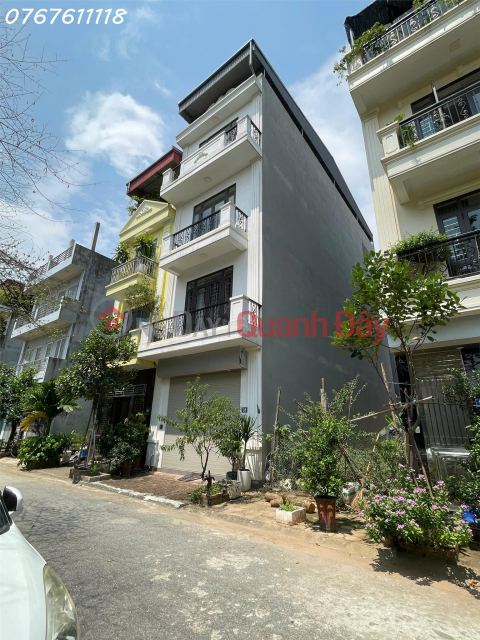 Selling a house in Thach Ban subdivision, cars can pass each other, business, 75m2*5 floors, frontage 5.5m 11 billion _0