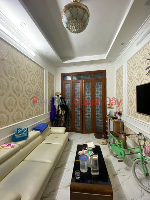 CORNER LOT - 3 BEDROOMS - BEAUTIFUL NEW - NEAR OTO, OWNER FOR SALE BEAUTIFUL HOUSE IN QUOC TU GIAM Area 23\/25m. 4 floors. MT 3.3m. _0
