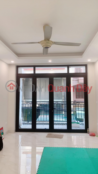 Property Search Vietnam | OneDay | Residential, Sales Listings | Super Rare Dich Vong Hau 51m2, MT 4.8m, close car, three floors to park 2 open doors 6.5 Billion VND