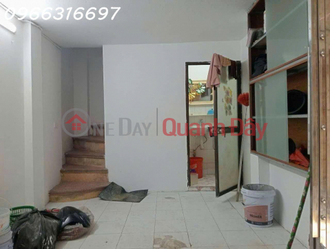House for rent in wide alley on Phuc Tan street, Phuc Tan ward, Hoan Kiem district, Hanoi _0