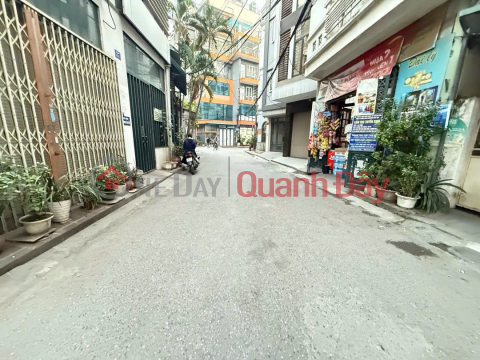 NHÀ HỒ ĐẮC DI,ĐỐNG ĐA,Ô TÔ ĐỖ,2 THOÁNG,LÔ GÓC,HIẾM _0