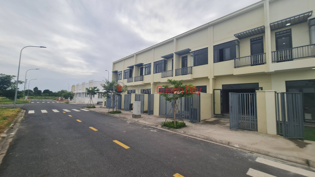 Đầu tư nhà phố, không chỉ nhìn căn nhà – hãy nhìn người sẽ thuê, người sẽ ở, người sẽ kinh doanh, Việt Nam | Bán | đ 2,1 tỷ