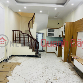 House for sale 44m2 An Duong street, Tay Ho, self-built 3 bedrooms 10m 2 Racing car 3.3 Billion VND _0