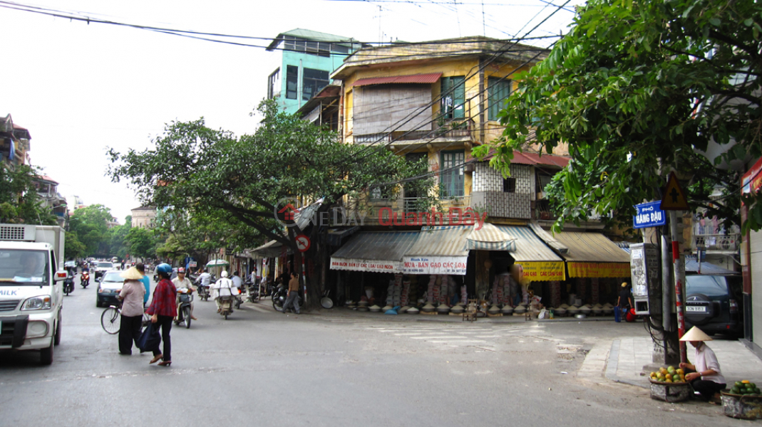 SELL HOUSES ON THE STREET 04 CARS AVOID HOAN KIEN DISTRICT CASH 5.5M 90M2. | Vietnam | Sales | đ 500 Million