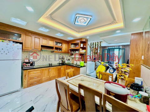Tan Phu house, 52m2, car alley, square window, close to the front, 6 billion VND _0