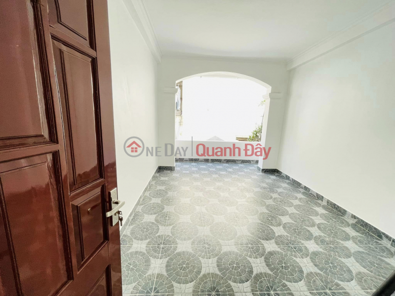 Selling Quan Nhan townhouse - 5 quintal car parked at the door - full interior - square red book - 4.65 billion, Vietnam | Sales đ 4.65 Billion