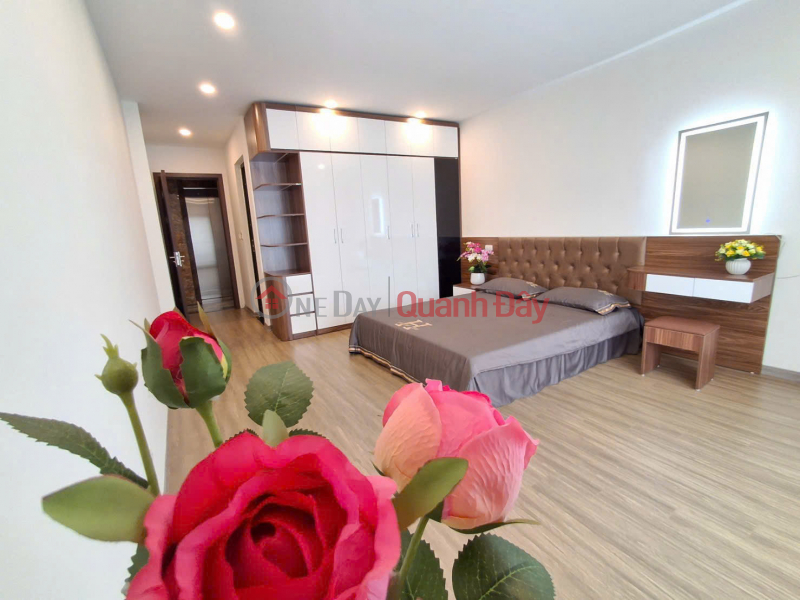 đ 11.9 Billion | NEW HOUSE FOR SALE, CAR ACCESS, Nguyen Van Linh Street, 45m2 x 6 Floors, Price 11.9 billion VND, Long Bien District, Hanoi.