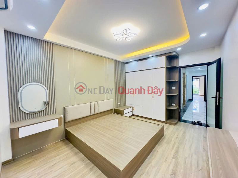 NHÀ MỚI ĐẸP Phố Nguyễn Sơn 60m2 X 5 tầng mặt tiền 3.6m, 12.9 tỷ Long Biên. | Việt Nam | Bán, đ 12,9 tỷ