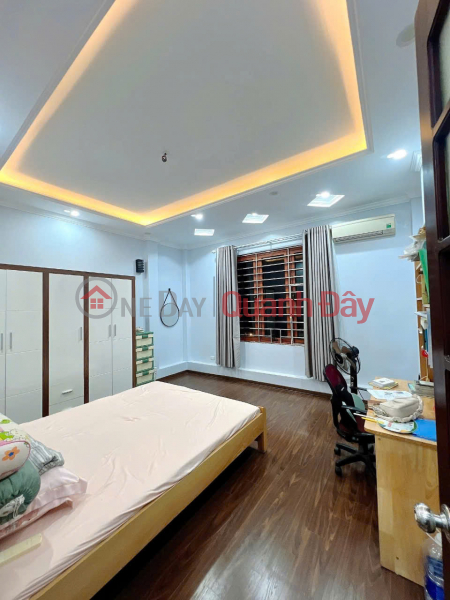 URGENT SALE OF ALLEY FRONTAGE, CORNER LOT, CAR ACCESSIBLE FOR BUSINESS, At Hoang Quoc Viet, Cau Giay, 57m2, price 18 billion., Vietnam | Sales | đ 18 Billion