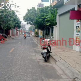 Selling land and giving away a house in Duc Giang, Long Bien, Hanoi, area 46m2, frontage 4m, car parking, business _0