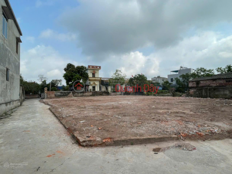 LAND FOR SALE IN QUANG TRUNG VILLAGE, QUYNH PHU COMMUNE - 1 MINUTE DRIVE FROM SAO VANG INDUSTRIAL PARK - PRICE 690 MILLION VND | Vietnam | Sales | đ 690 Million