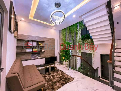 HOUSE FOR SALE IN PHUONG MAI DONG - MULTI-LEAVEN FOR CAR BUSINESS 15M INTO THE HOUSE TO THE STREET - Area 51M2\/5T - PRICE 9 BILLION 6 _0