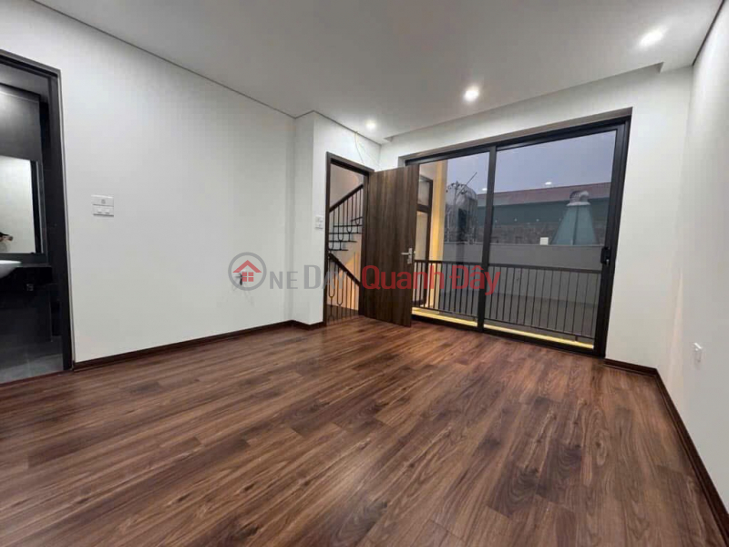 Property Search Vietnam | OneDay | Residential | Rental Listings | HOUSE FOR RENT IN NGOC LAM. 40M2 * 5 FLOORS * 20 MILLION. SIDEWALK, CARS CAN PASS, BUSINESS.