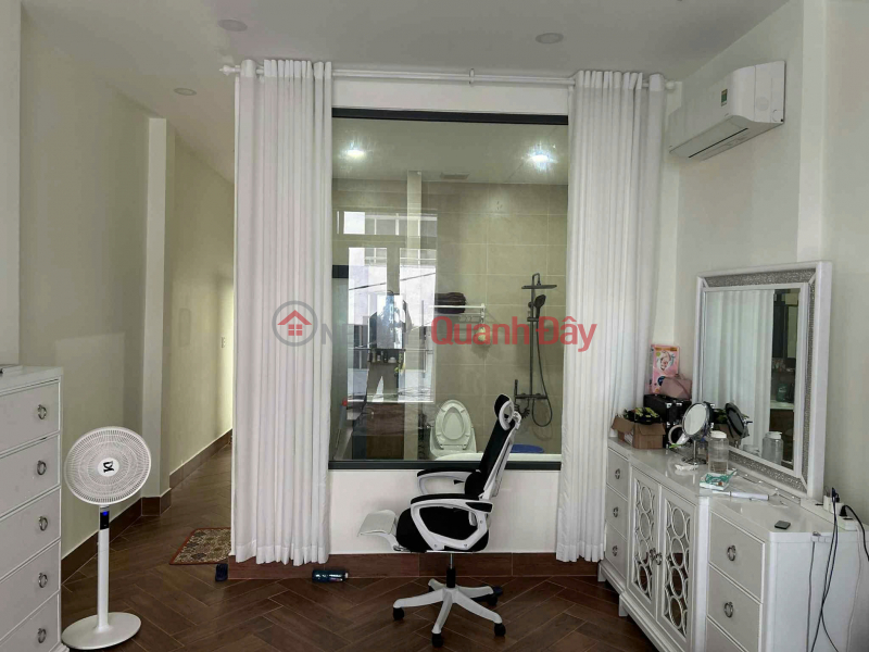 đ 11,5 tỷ | Chính Chủ Bán HXH 182M Lê Thị Bạch Cát, P.11, Q.11: (4.15x20m),Giá 11,5 Tỷ - Liên Hệ Gia Bảo 0981699932 Để