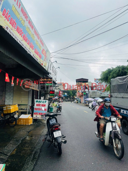 NHÀ CHÍNH CHỦ - Giá tốt - Vị Trí Đẹp ngay chợ - Cát Lại, Bình Nghĩa, Bình Lục, Hà Nam, Việt Nam Bán | đ 8,9 tỷ