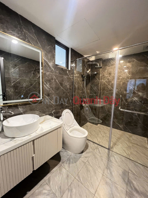 HOUSE FOR SALE, CORNER LOT IN TAM TRINH - HOANG MAI, AREA 64 METERS, 5 FLOORS, COMMERCIAL, FRONTAGE 4.5 METERS, PRICE 14.8 BILLION. _0
