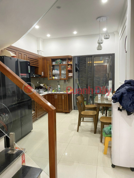 Property Search Vietnam | OneDay | Nhà ở, Niêm yết bán, Hai THOÁNG, LÔ GÓC, Ngõ Ô TÔ, 4 tầng, 45m2, Nguyễn Văn Cừ. Long Biên, đủ NỘI THẤT