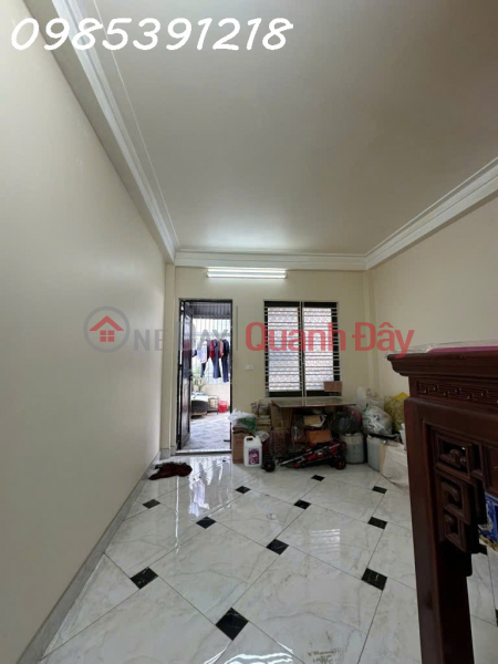 , Please Select, Residential, Sales Listings đ 7.5 Billion