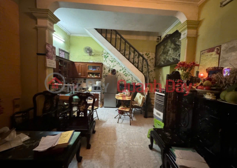 RESIDENTIAL HOUSE, NEAR CAU GIAY STREET, COUNTLESS UTILITIES, GOOD-WILL OWNER – 40M2, 6.3 BILLION _0