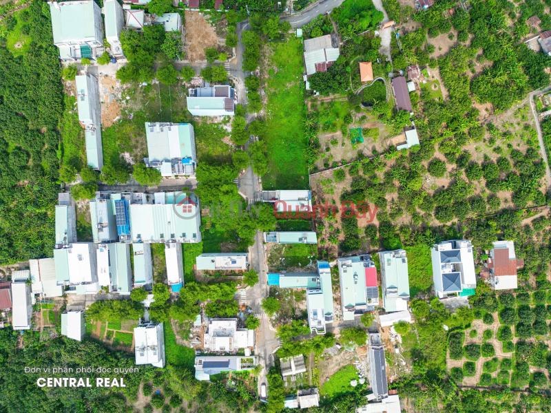OWN A RIVER-VIEW LAND PLOT FOR ONLY 950 MILLION VND – JUST 30 MINUTES TO LINH XUAN, THU DUC Sales Listings