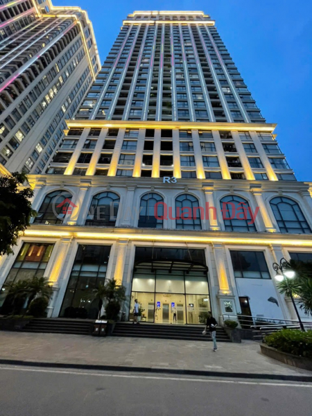 đ 8,7 tỷ (Tin thật 100%) CH lô góc 100m2 x 3PN tại R3 Sunshine Riverside - Nội thất 600 triệu - BC Đông Bắc